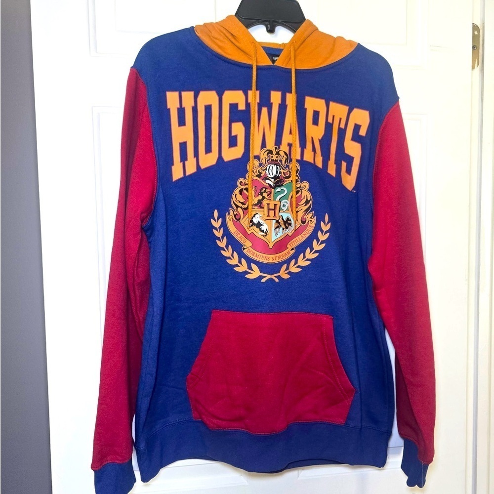 Harry Potter Multicolor Hoodie Hogwarts Crest Logo Size Large NWT